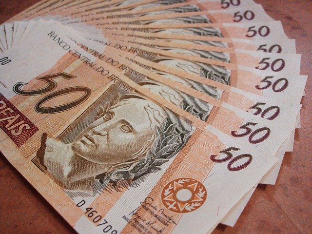 Auxílio emergencial de R$ 900 deverá beneficiar até 67 mil pessoas em SC