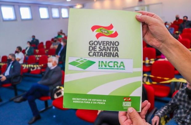 Governo do Estado apoia regularização fundiária de 1.282 imóveis rurais no Meio-Oeste catarinense
