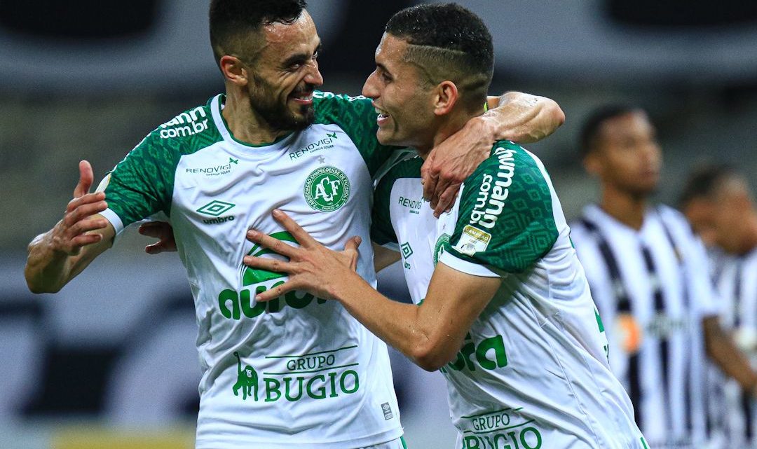 Chapecoense busca o empate e conquista ponto importante contra o Atlético-MG no Mineirão