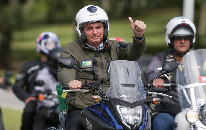 Bolsonaro confirma em live passeio de motocicleta em Chapecó