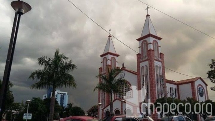 Frente fria avança e muda o tempo nas próximas horas em Santa Catarina