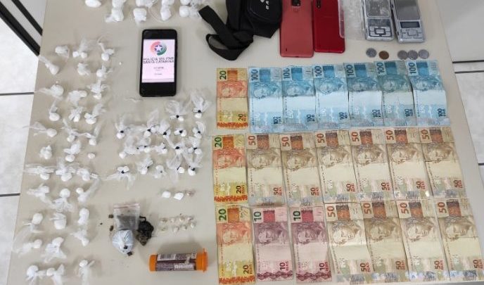 Usuário de drogas é assaltado ao comprar entorpecentes em SC