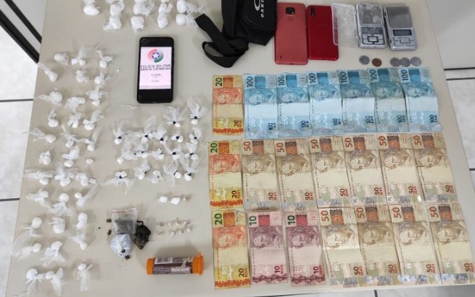 Usuário de drogas é assaltado ao comprar entorpecentes em SC