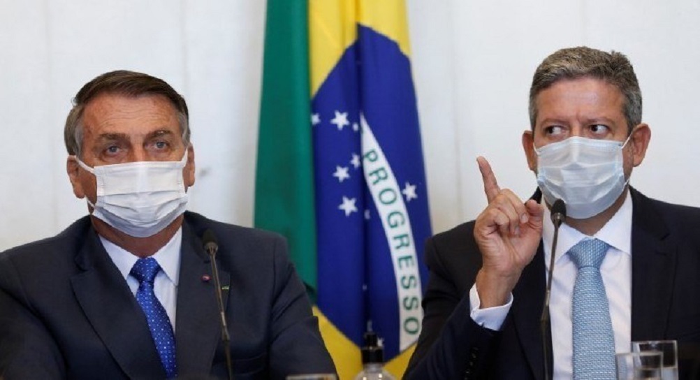 Bolsonaro confirma reajuste de 50% ao novo bolsa família