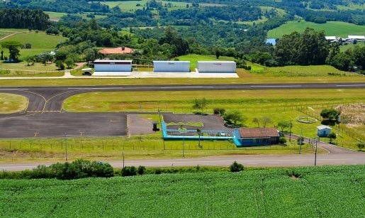 Planalto Serrano e Extremo Oeste podem ter voos regionais regulares