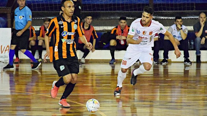 Chape vence e avança às semifinais da Copa Catarinense