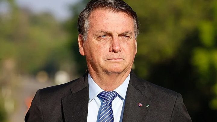 Após áudio de Jair Bolsonaro, caminhoneiros começam a liberar rodovias em SC