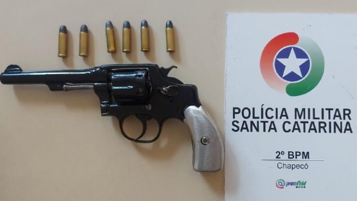 Homem é preso por porte ilegal de arma de fogo no distrito de Marechal Bormann