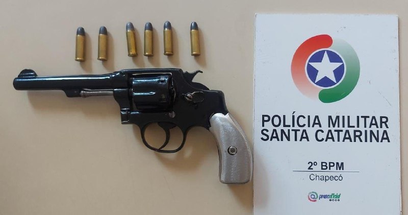 Homem é preso por porte ilegal de arma de fogo no distrito de Marechal Bormann