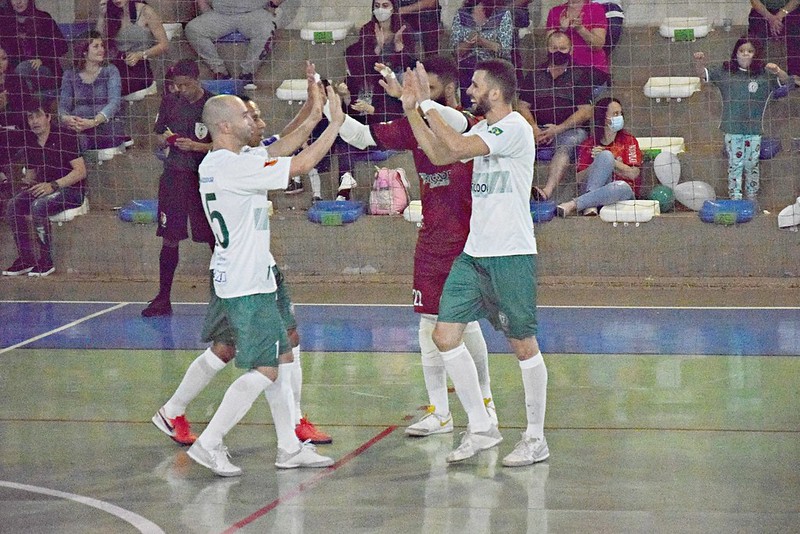 Chape Futsal encerra primeira fase da Série Ouro com vitória