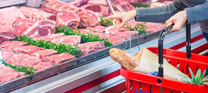 Carne vermelha fica mais barata pela 1ª vez em um ano e meio