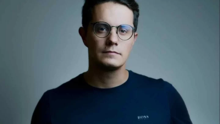 Deive Leonardo realiza homenagem às vítimas do acidente da Chapecoense