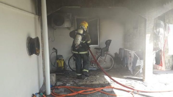 Avó é presa suspeita de atear fogo em colchão com neta no quarto em SC