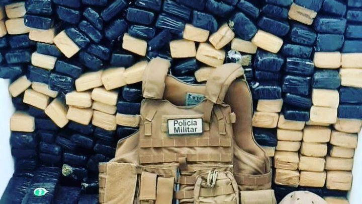 Vídeo: Polícia Militar apreende 560 kg de maconha em SC