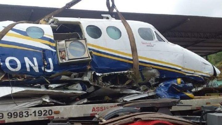 PM diz que 4 pessoas tentaram furtar pertences do avião de Marília Mendonça