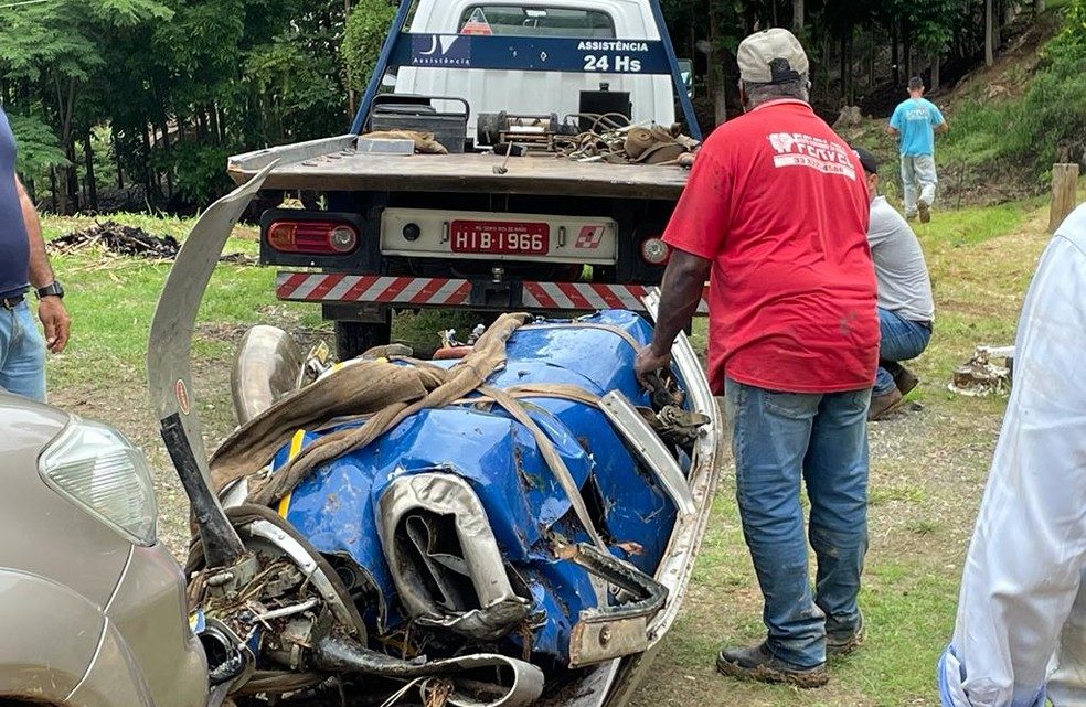 Perícia de motores do avião de Marília Mendonça deve indicar causa do acidente