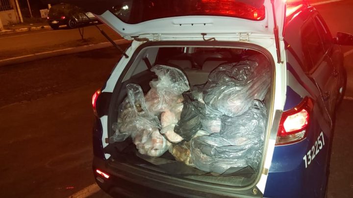 150 kg de carnes e salames são furtados de feira em Chapecó