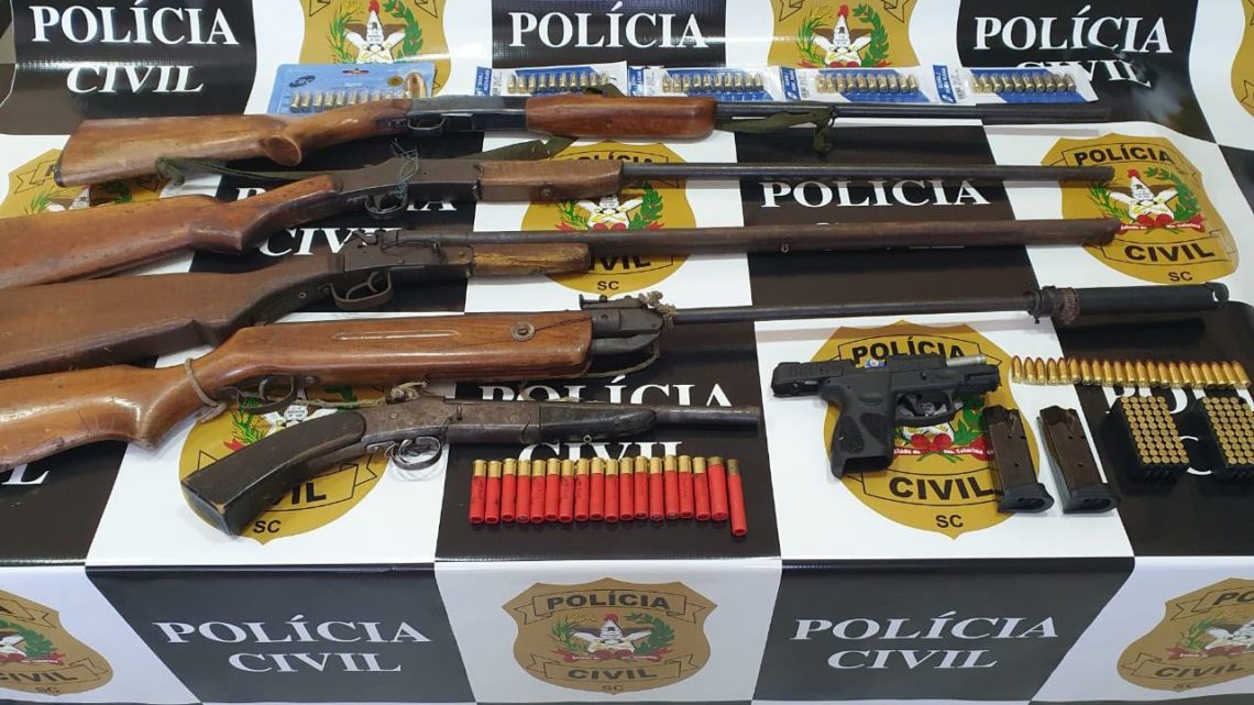 Vídeos: Polícia Civil apreende seis armas de fogo e prende em flagrante um homem em Maravilha