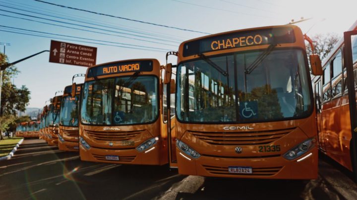 Transporte coletivo de Chapecó continuará recebendo cédulas e moedas