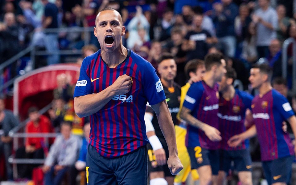 Chapecoense Ferrão é eleito o melhor jogador de futsal do mundo