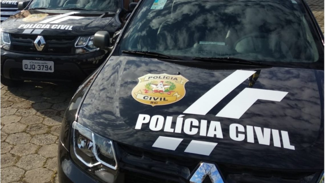 Idoso é preso suspeito de abusar sexualmente da bisneta dentro da própria casa em SC