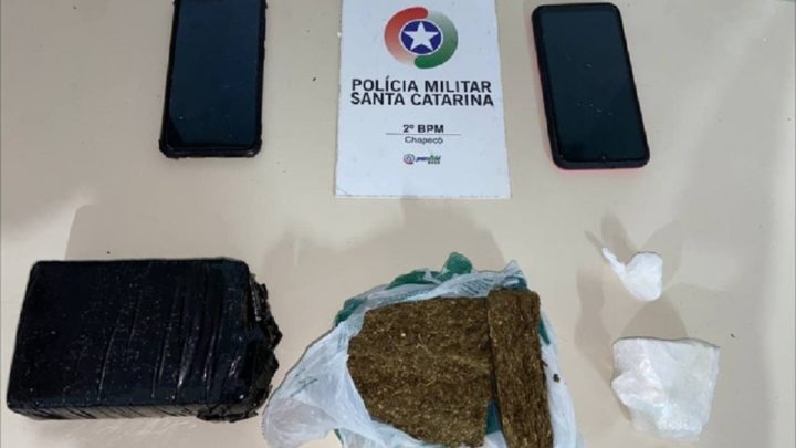 Mulher é detida com drogas e uniforme do sistema prisional em Chapecó