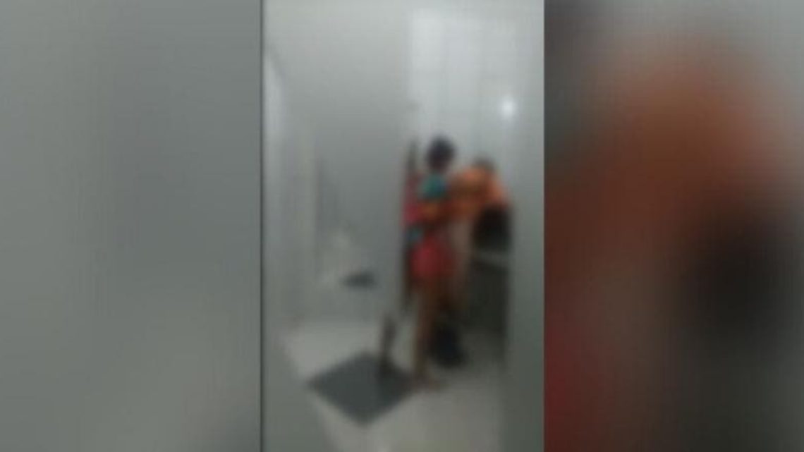 Idoso é abusado em banheiro de posto de combustíveis em SC; polícia investiga o caso