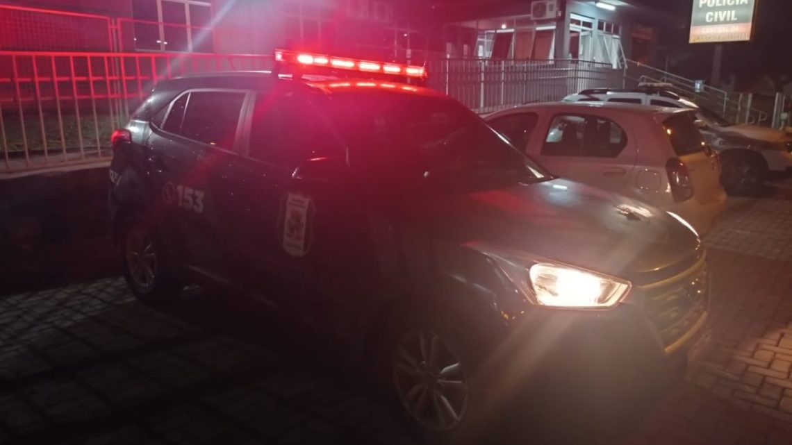 Homem é detido por agressão contra mulher no terminal urbano de Chapecó