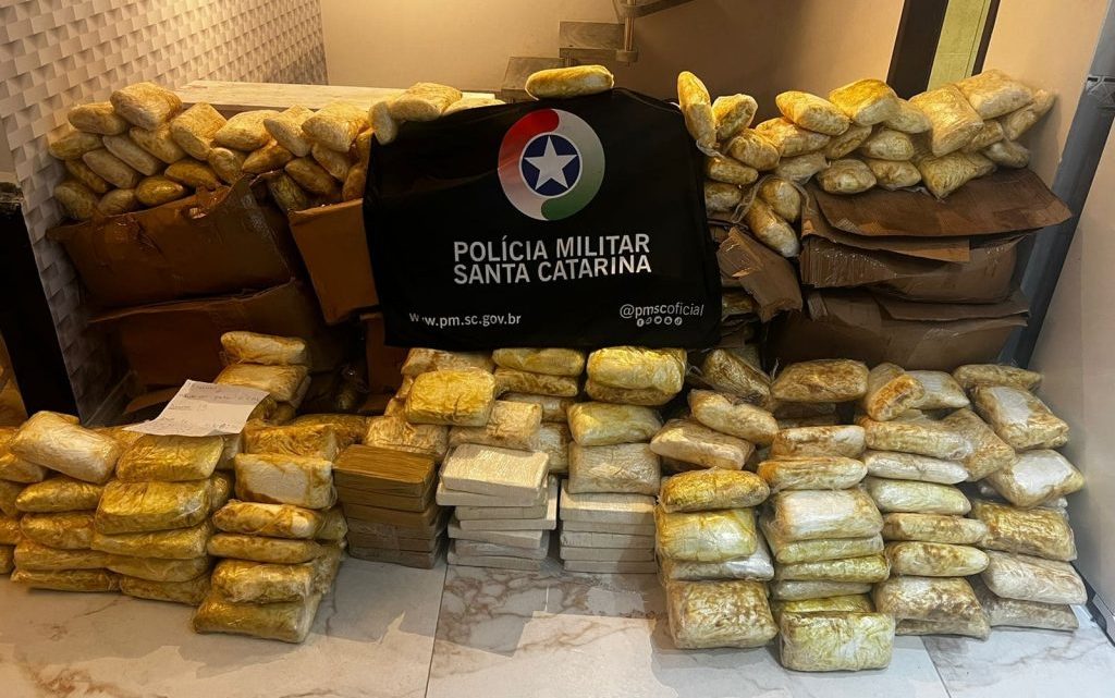 Filho de vereador é preso com mais de 700 kg de cocaína e 6 kg de crack em SC