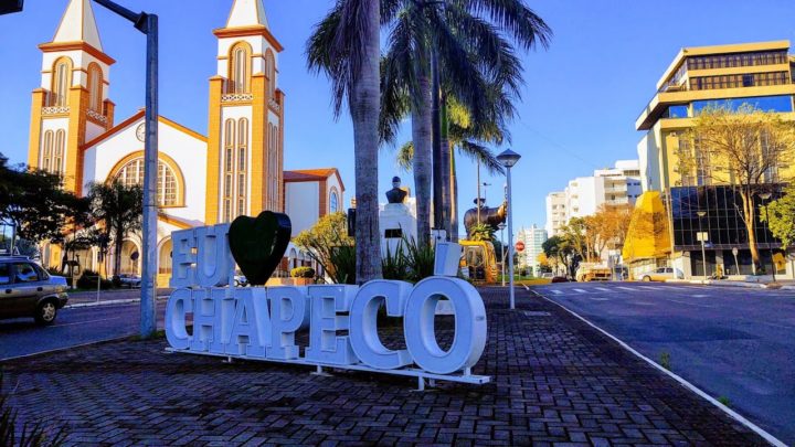 Chapecó está entre as 10 cidades que mais geraram empregos em SC no primeiro quadrimestre de 2022
