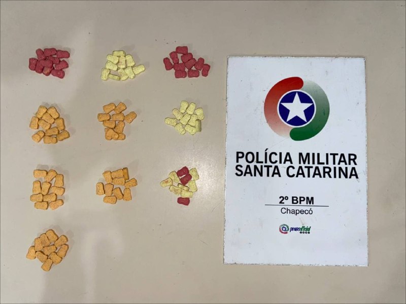 100 comprimidos de ecstasy são apreendidos em Chapecó