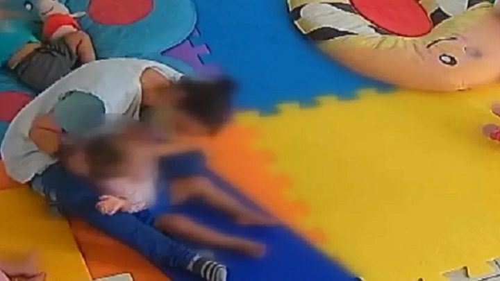 Vídeo: professora é demitida por justa causa após agredir aluna de 1 ano