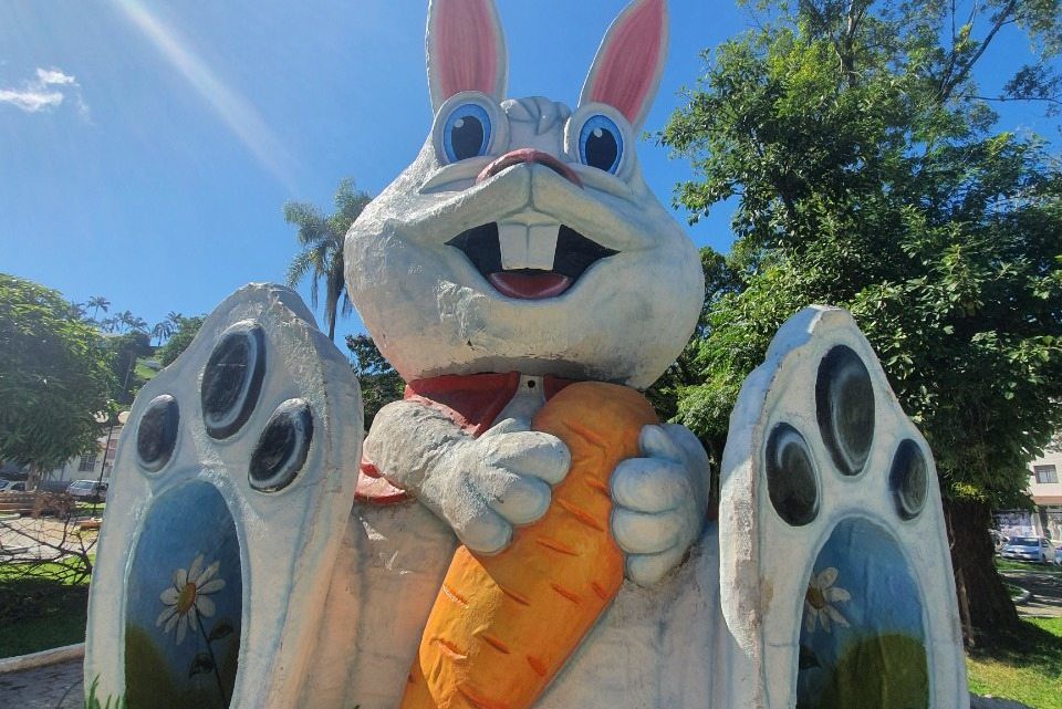 Veja qual cidade terá o maior coelho de Páscoa de Santa Catarina