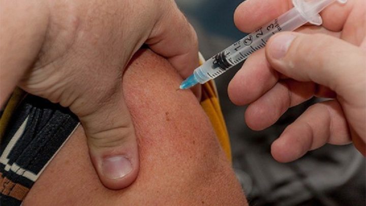 TJSC afasta secretária de Saúde que “furou” a fila da vacinação contra a Covid-19