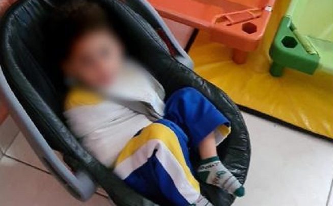 Diretora de escola infantil suspeita de amarrar crianças em banheiro tem prisão decretada
