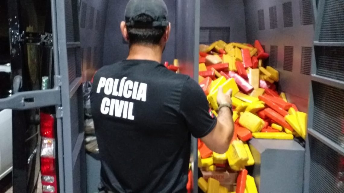 Polícia Civil incinera 5 toneladas de maconha apreendida em 2021