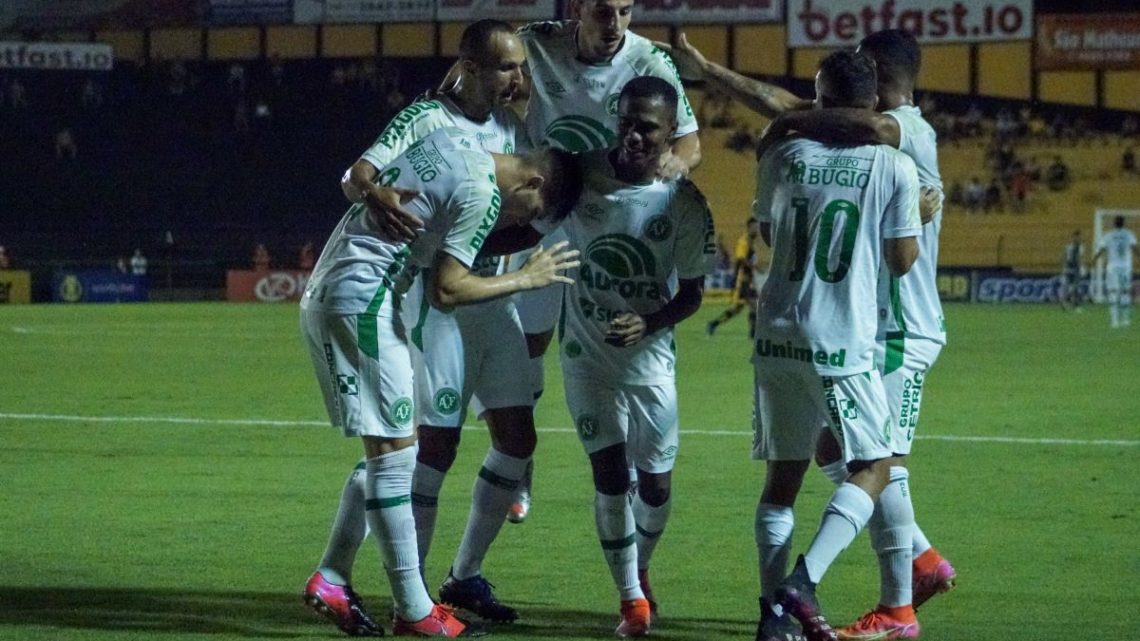 Chapecoense vence Novorizontino por 3 a 0 fora de casa e mantém invencibilidade na Série B