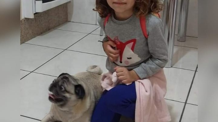 Conheça a menina de 5 anos que morreu após cair de prédio em Chapecó