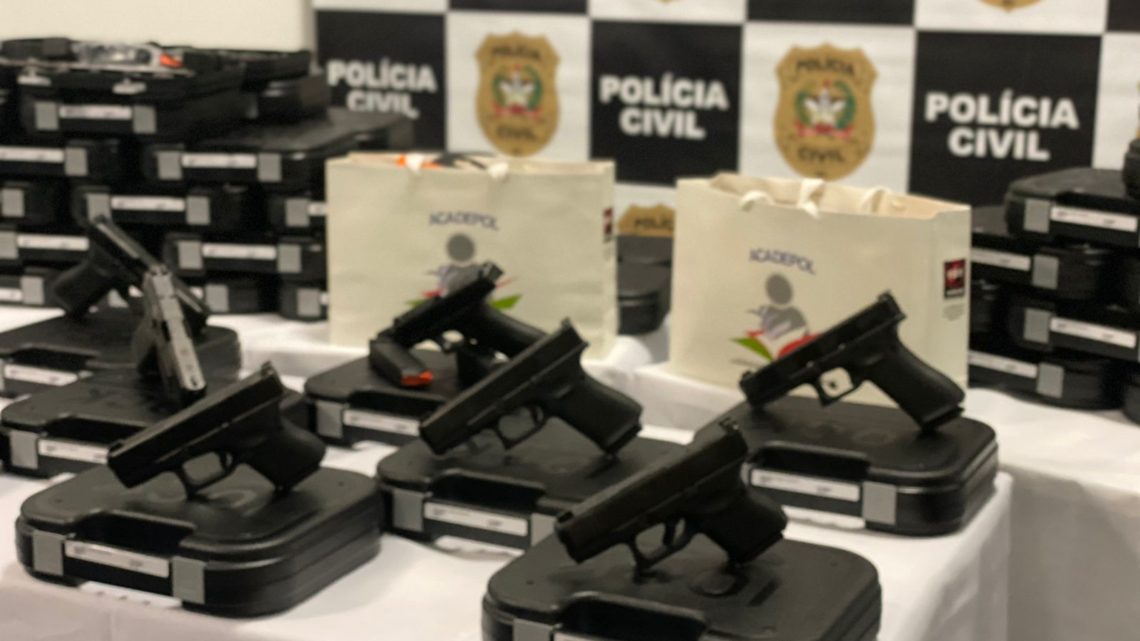 Vídeo: Polícia Civil de Santa Catarina recebe 3,7 mil pistolas