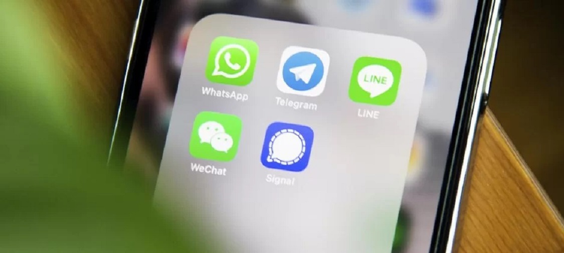 WhatsApp é atualizado com reações, grupos de 512 membros e mais