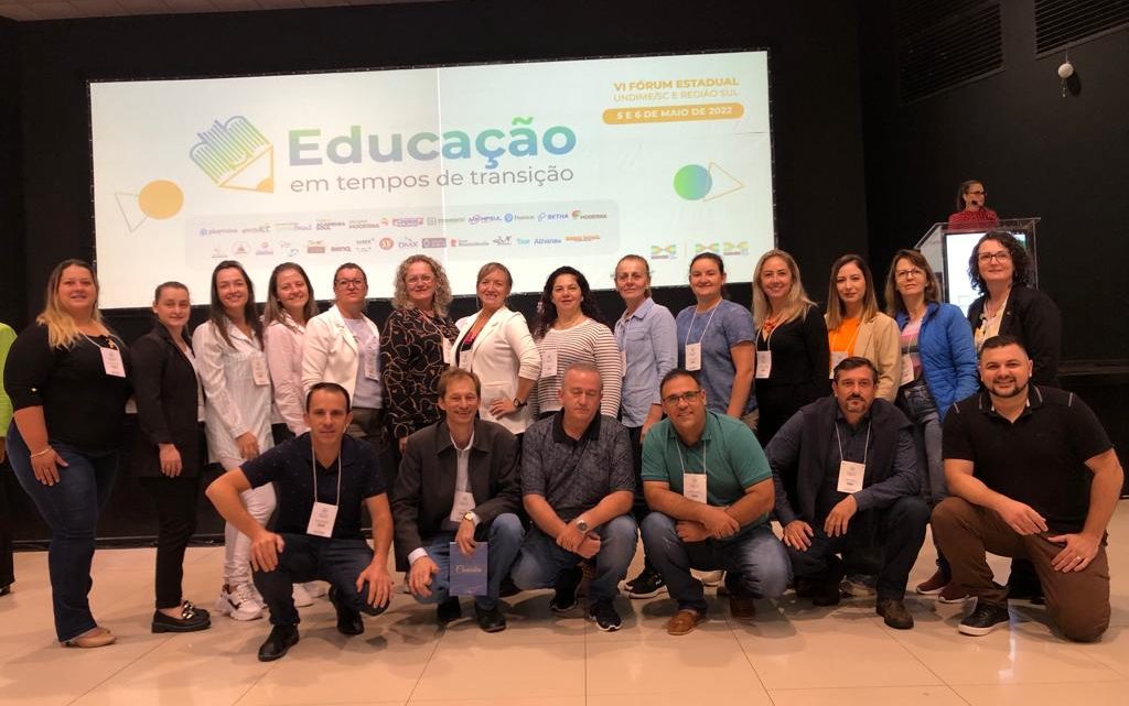 Secretários de Educação da AMOSC participam do VI Fórum Estadual da Undime