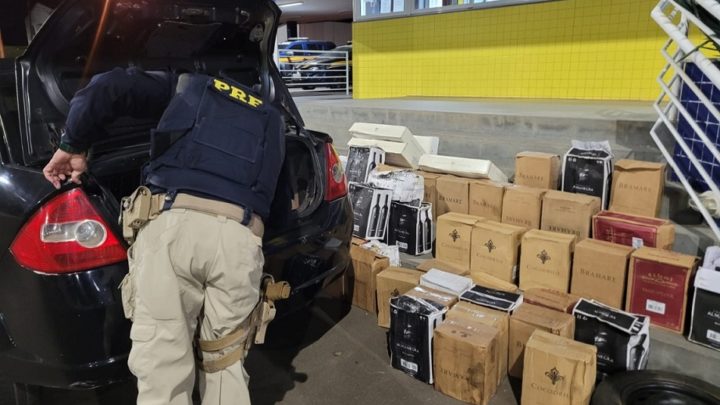 PRF apreende 300 garrafas de vinhos importadas irregularmente em Joaçaba
