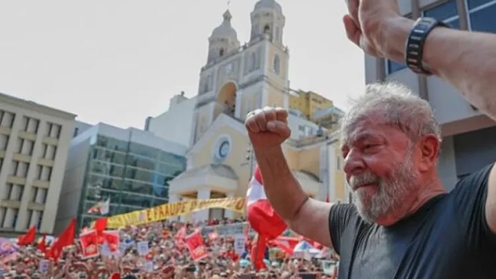 Roteiro de Lula em SC não terá eventos na rua