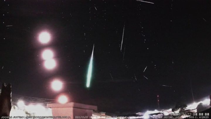 Vídeo: Santa Catarina registra meteoro ‘bola de fogo’ verde no final de semana