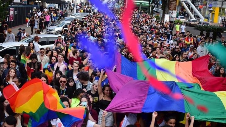 Chapecó recebeu 5ª Parada LGBTQIA+ neste domingo
