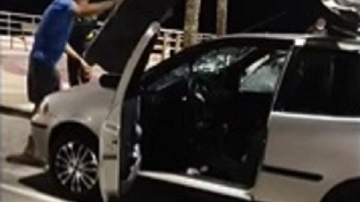 Vídeo: Motorista sem CNH destrói carro após ser parado em blitz