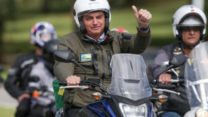 Bolsonaro promete isenção de pedágios para motos em rodovias federais