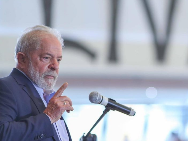 PSDB reage a Lula e afirma que gestão do PT ‘quase acabou com o Brasil’