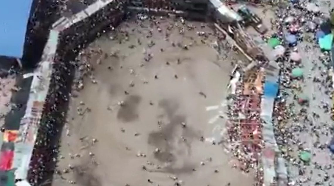 Vídeo: quatro pessoas morrem e 250 ficam feridas após queda de arquibancada
