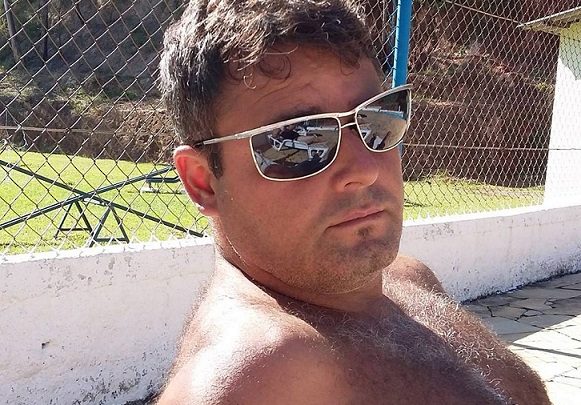 Mulher confessa ter matado marido asfixiado por ele chamá-la de ‘velha e gorda’